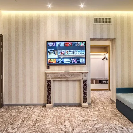 Hotell Cc Palace