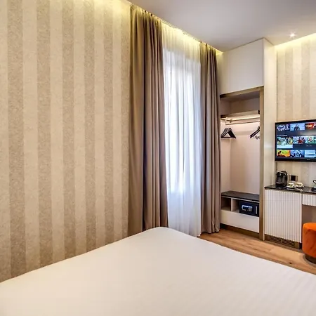 Hotell Cc Palace 4*
