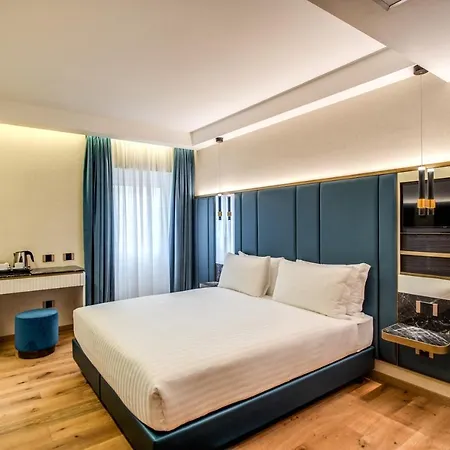 Cc Palace 4* Rom