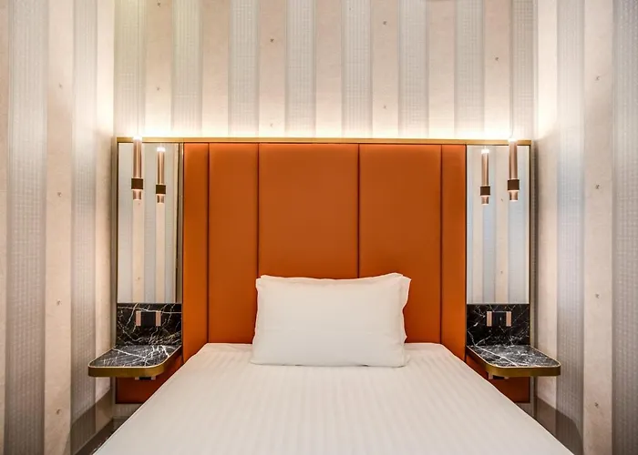 Cc Palace Ξενοδοχείο