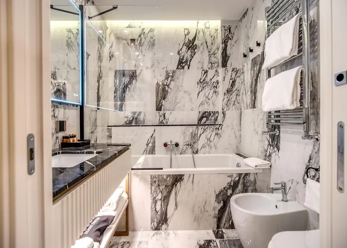 Cc Palace Ξενοδοχείο 4*