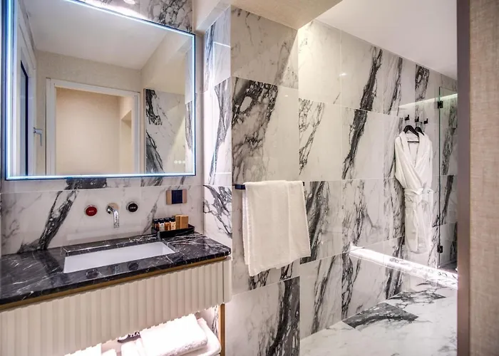 Cc Palace Ξενοδοχείο